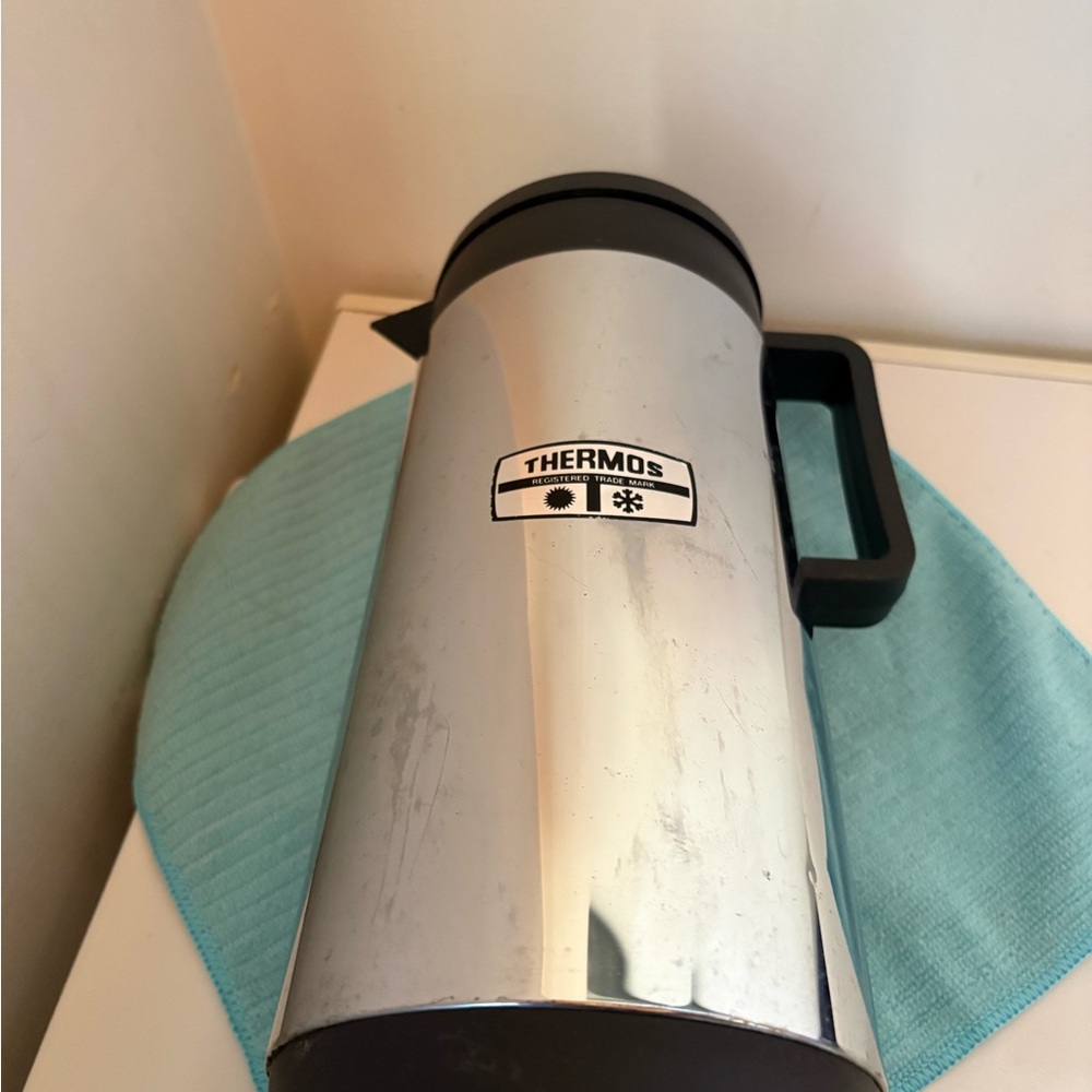 Thermos Black and Silver Insulated Carafe